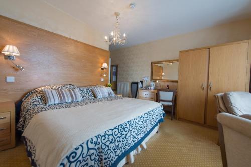 def1-hotel